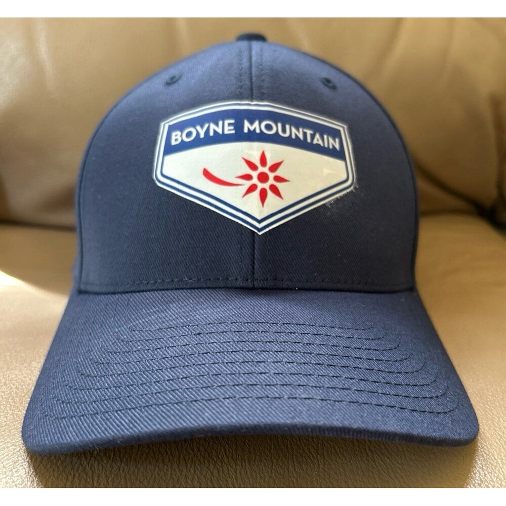 Boyne Mountain fitted navy blue cap hat